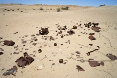 Seit 1915 liegen diese Dosen auf einem ehemaligen Rastplatz der deutschen Schutztruppe