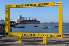 South African manganese is shipped from the port of Lüderitz, among other things